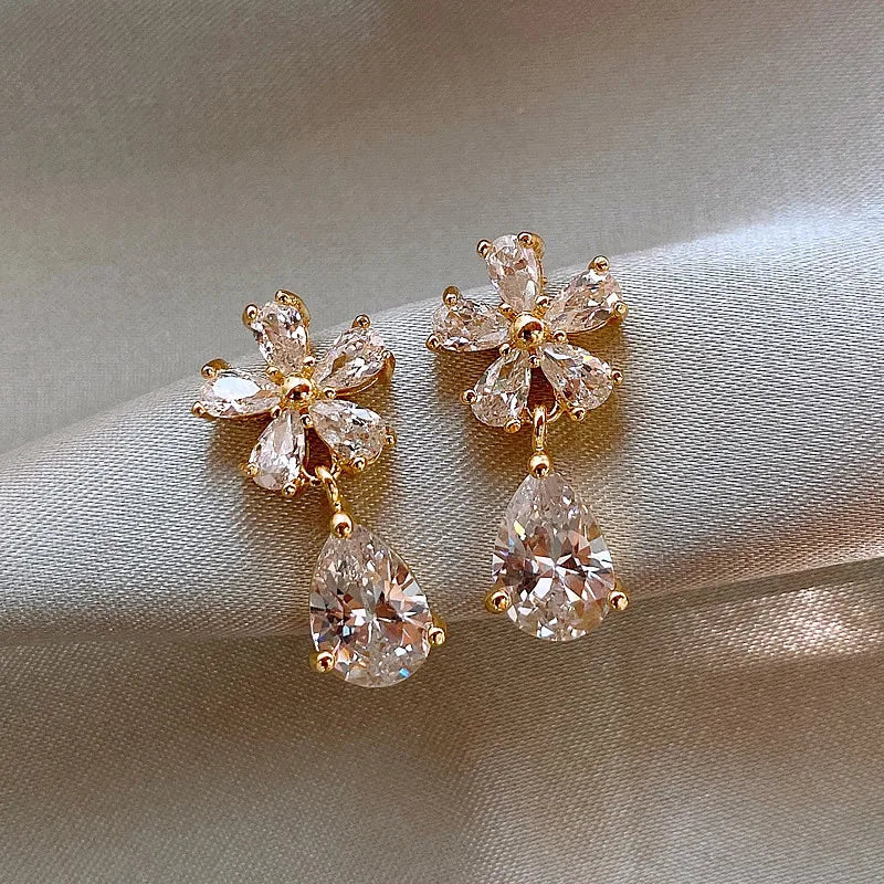 Pearl Crystal Flower Earrings